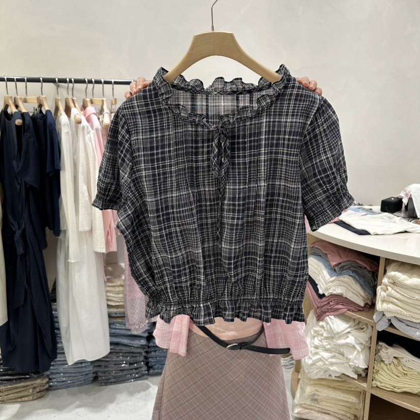 AURA韓國直郵實拍女士新品時尚職業熱賣推薦襯衫蕾絲衫格子Au ra襯衫/蕾絲衫圖色1