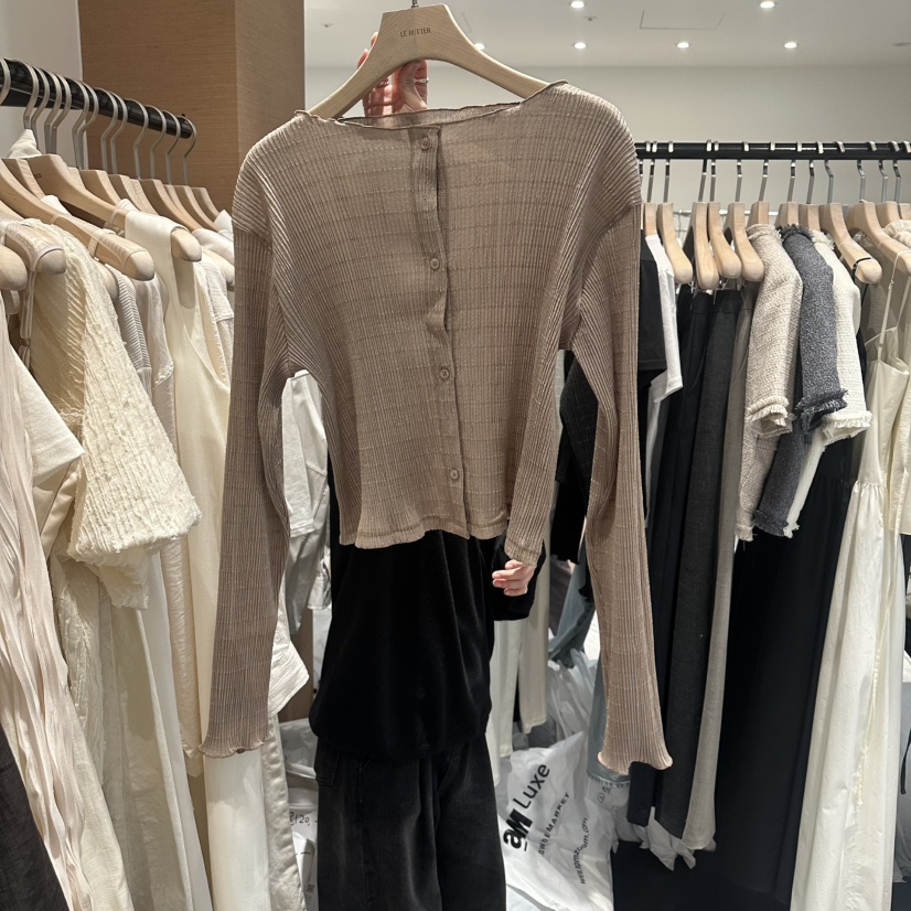 LE BUTTER韓國代購女士新品職業推薦襯衫蕾絲衫百褶開衫LE BUTTER襯衫/蕾絲衫圖色2