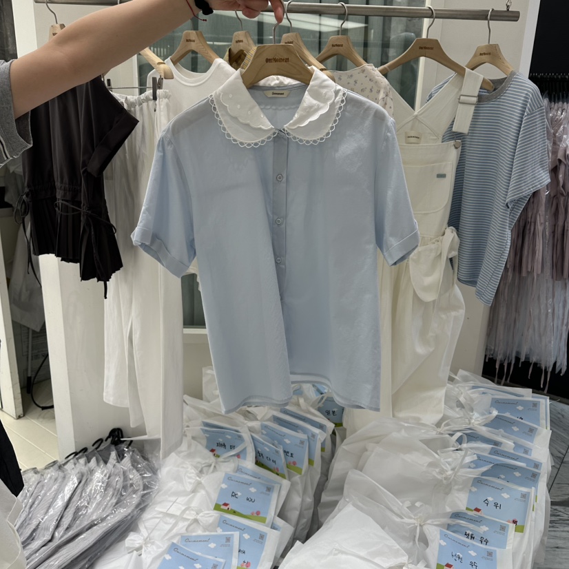OURMOMENT韓國東大門直郵女士新品時尚推薦職業襯衫蕾絲衫OURMOMENT襯衫/蕾絲衫圖色2