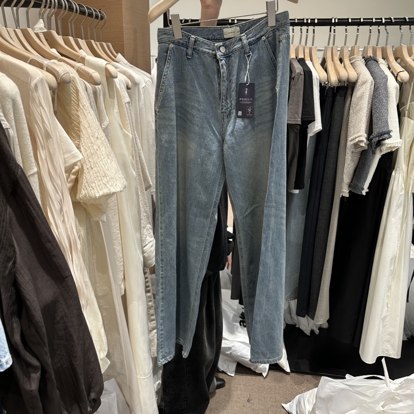 LE BUTTER韓國直郵女裝新款26春夏職業人氣推薦時尚牛仔褲LE BUTTER牛仔褲圖色1