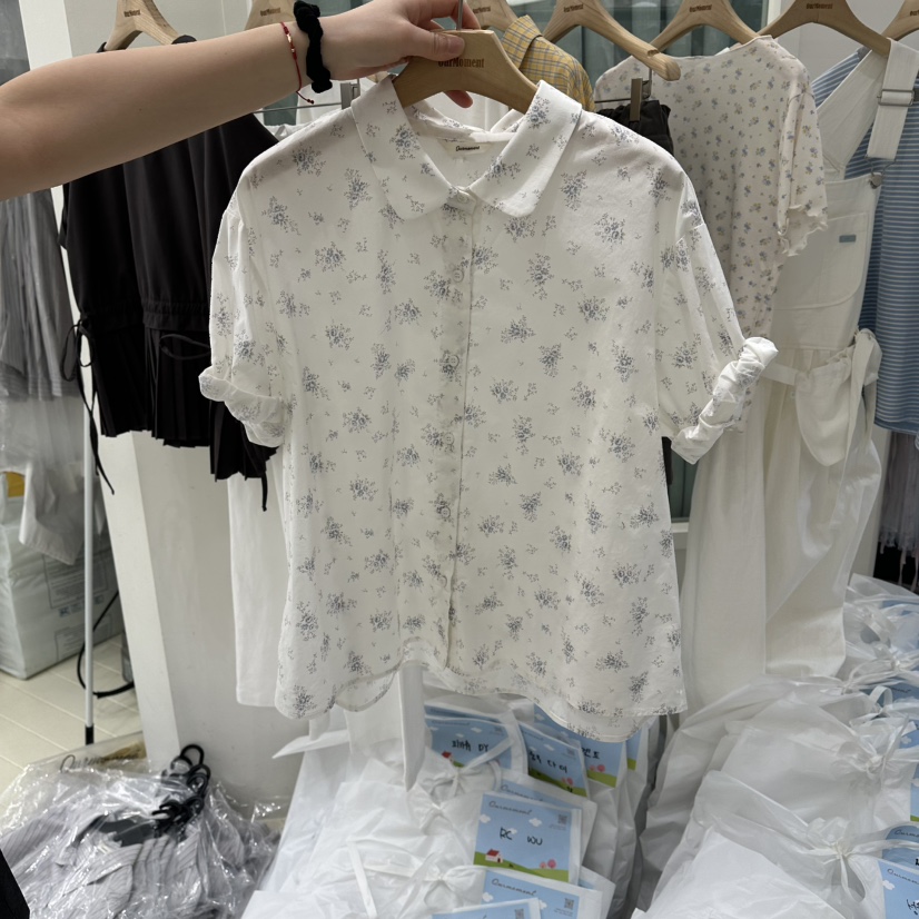 OURMOMENT韓國直郵實拍女裝新款職業推薦休閑26春夏襯衫蕾絲衫OURMOMENT襯衫/蕾絲衫圖色1