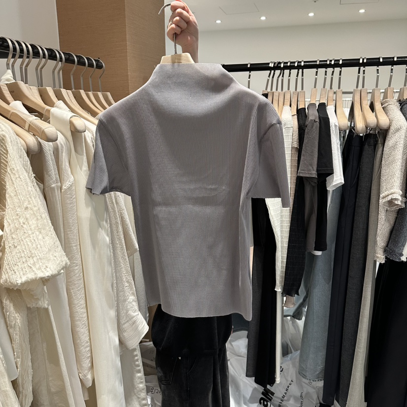 LE BUTTER韓國東大門直郵女裝新品人氣休閑時尚26春夏T恤LE BUTTERT恤圖色2