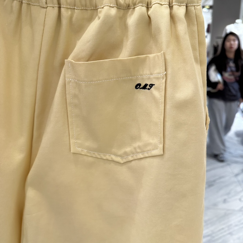 OURMOMENT韓國代購女士新品熱賣時尚26春夏休閑推薦人氣短褲OURMOMENT短褲