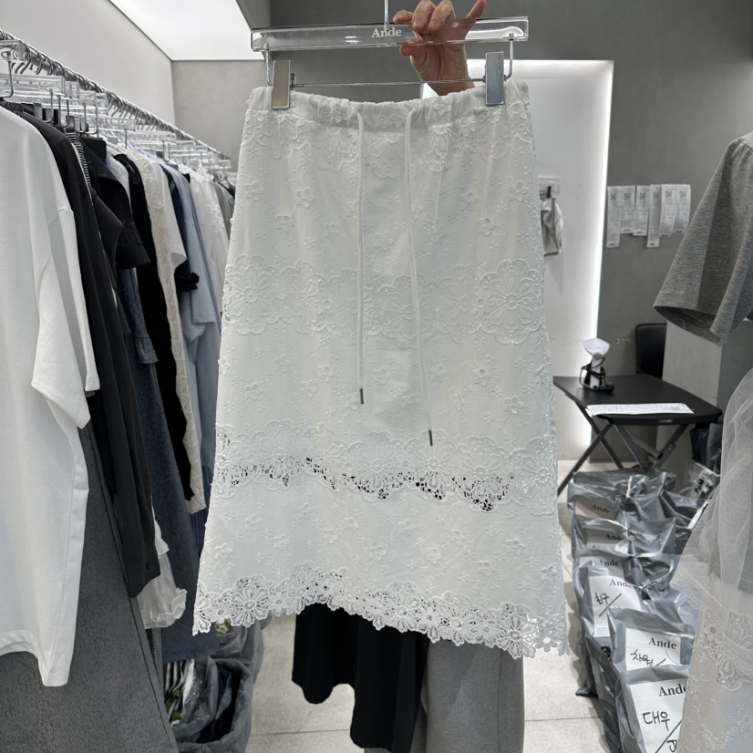 ANDE韓國代購女裝新品26春夏休閑人氣時尚職業熱賣長裙刺繡Ande長裙圖色1