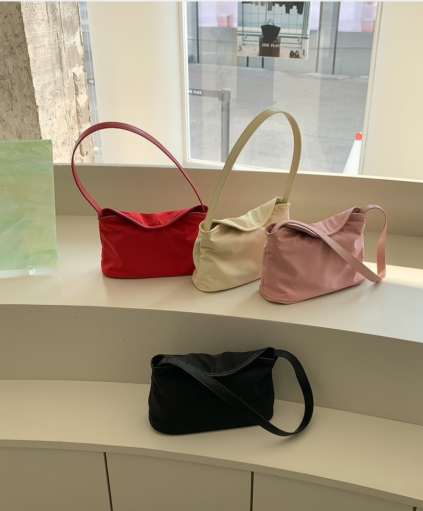 POSH BLUE韓國直郵實拍女士新品職業熱賣手拿包腋下包柔軟POSH BLUE手拿包/腋下包