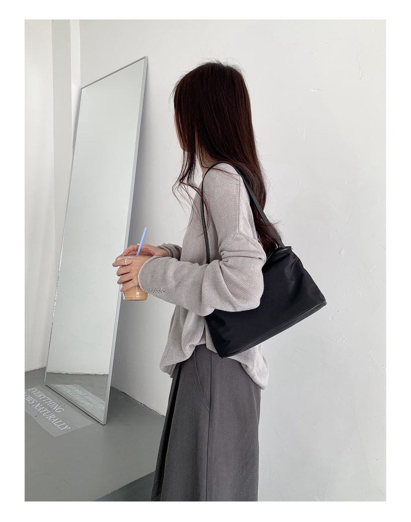 POSH BLUE韓國直郵實拍女士新品職業熱賣手拿包腋下包柔軟POSH BLUE手拿包/腋下包