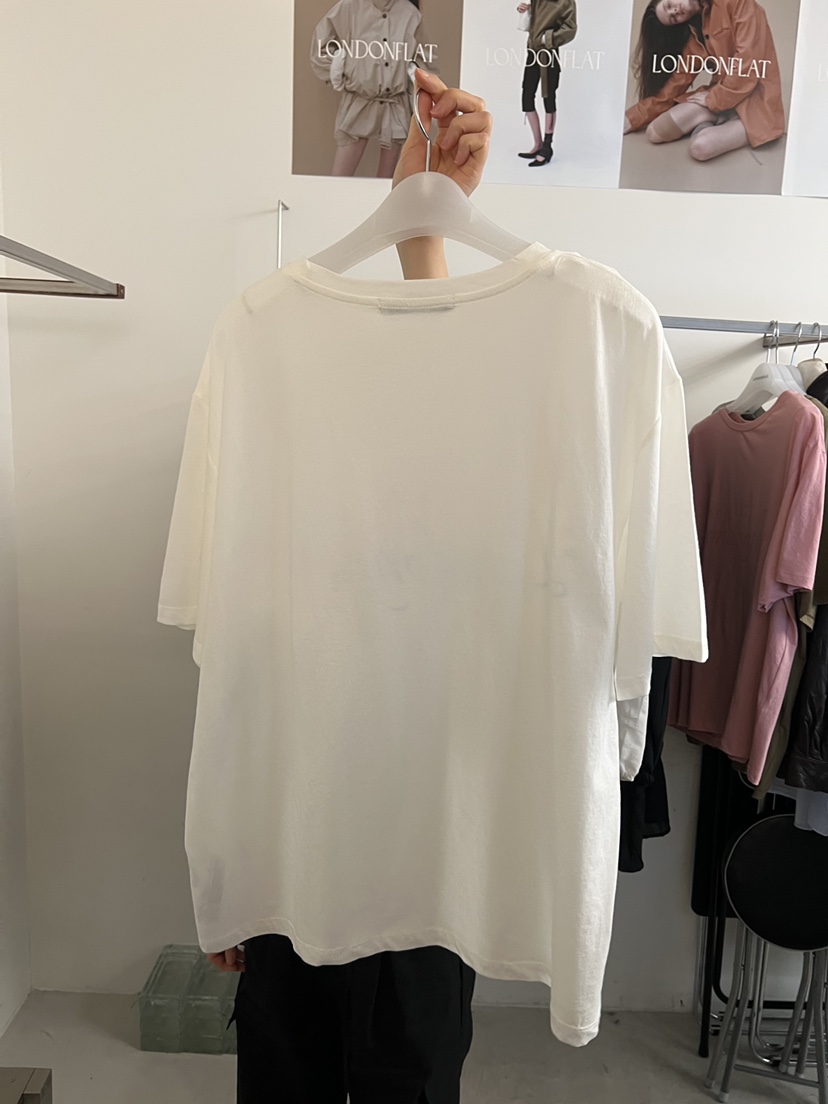 LONDON FLAT韓國東大門直郵女士新款休閑熱賣人氣26春夏T恤LONDON FLATT恤