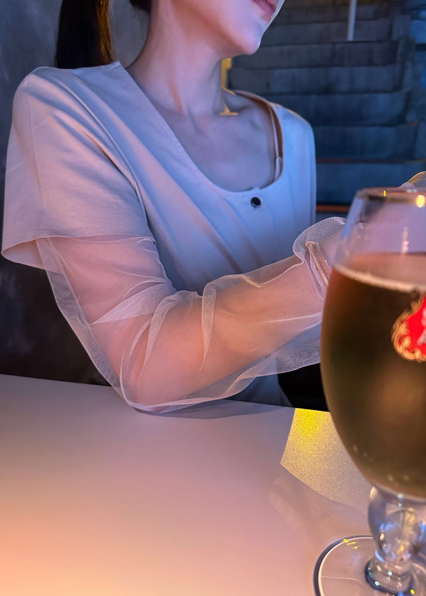 GENTLE B/LOVENTINA韓國直郵女士新款職業襯衫蕾絲衫V領網眼開衫GENTLE B/LOVENTINA襯衫/蕾絲衫