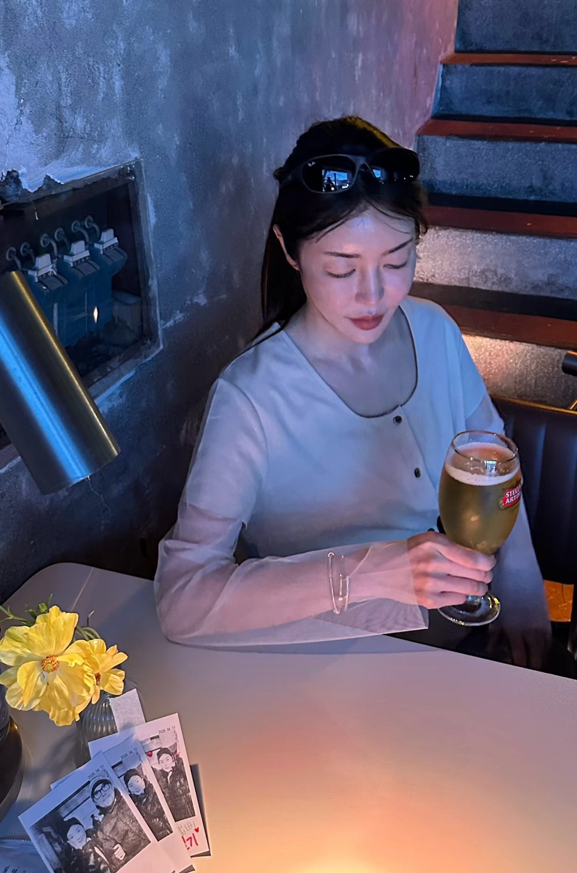 GENTLE B/LOVENTINA韓國直郵女士新款職業襯衫蕾絲衫V領網眼開衫GENTLE B/LOVENTINA襯衫/蕾絲衫