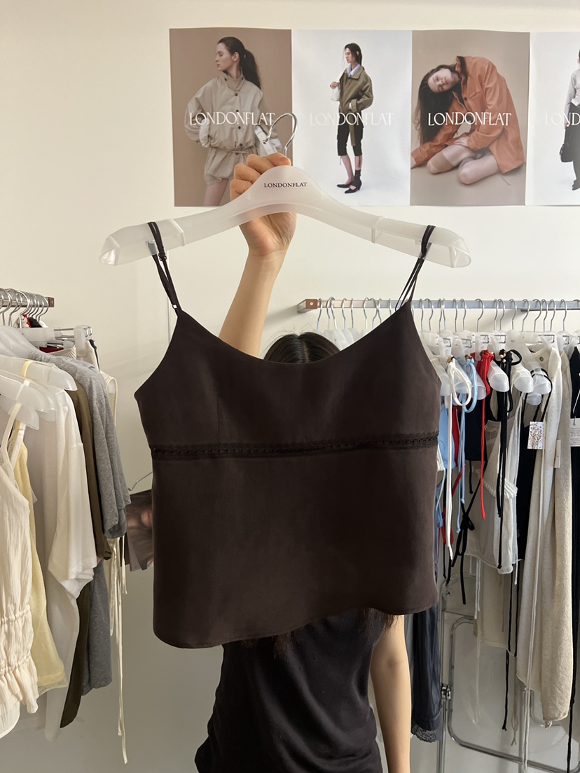 LONDON FLAT韓國直郵實拍女裝新款時尚職業人氣吊帶背心LONDON FLAT吊帶/背心圖色4