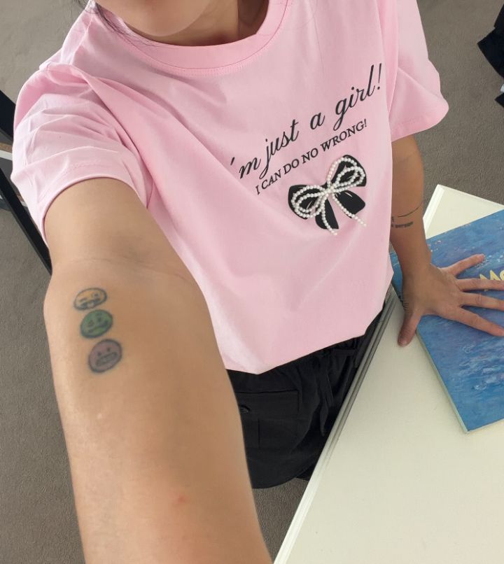 HEY/TO SEWING韓國東大門直郵女士新款熱賣人氣時尚T恤BY HEY/TO SEWINGT恤