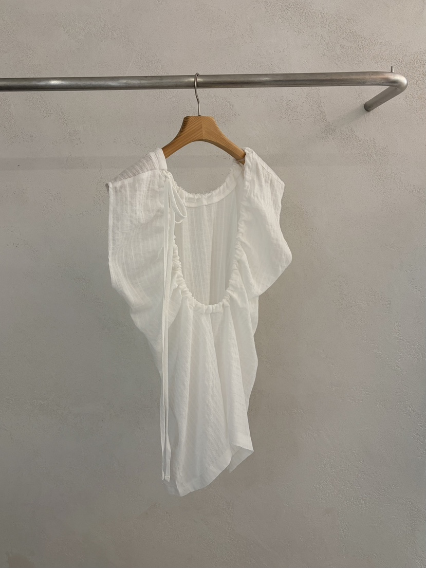 LE VASE韓國東大門代購女士新品人氣職業26春夏吊帶背心LE VASE吊帶/背心