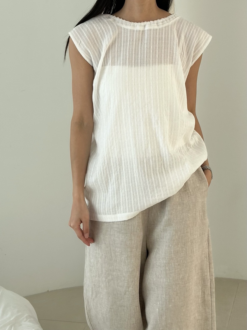 LE VASE韓國東大門代購女士新品人氣職業26春夏吊帶背心LE VASE吊帶/背心圖色1