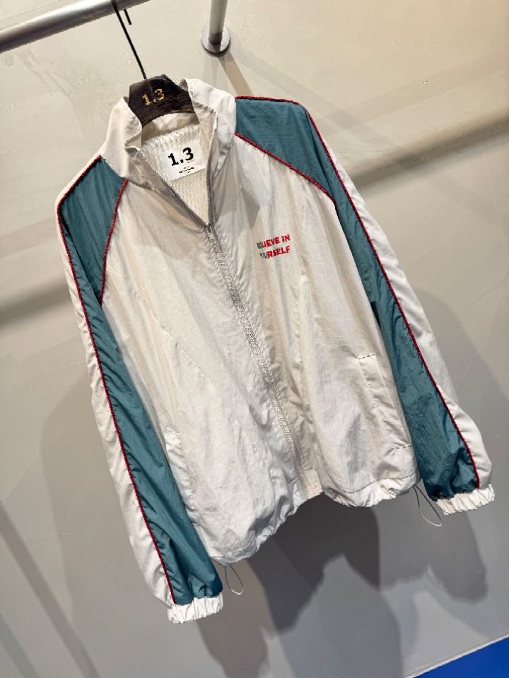 1.3韓國東大門直郵女裝新款熱賣職業休閑26春夏夾克尼龍1.3夾克