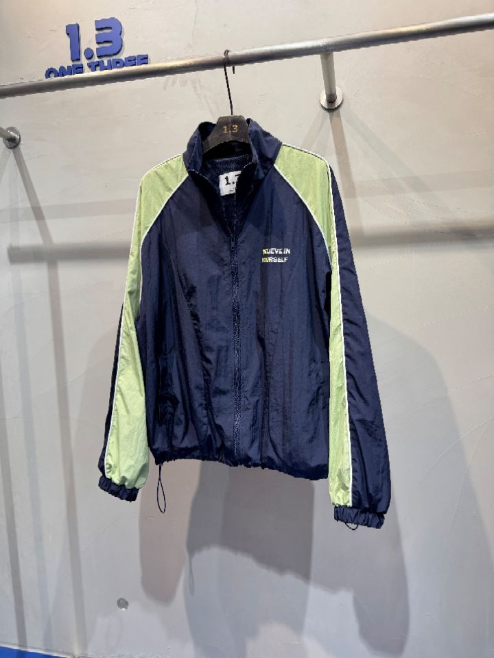 1.3韓國東大門直郵女裝新款熱賣職業休閑26春夏夾克尼龍1.3夾克