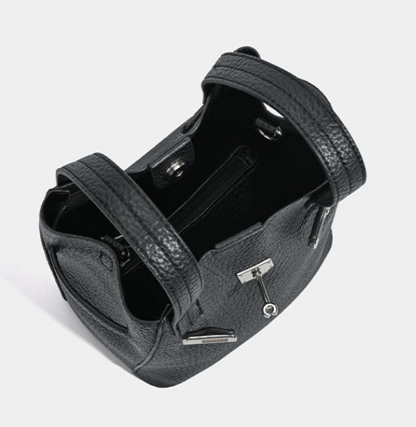 POSH BLUE韓國東大門直郵女裝新品時尚休閑推薦單肩斜跨包POSH BLUE單肩/斜跨包