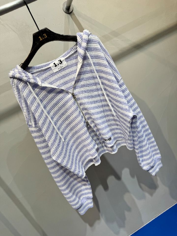 1.3韓國直郵實拍女裝新款人氣休閑熱賣時尚夾克連帽衫棉1.3夾克