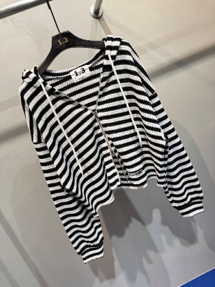 1.3韓國直郵實拍女裝新款人氣休閑熱賣時尚夾克連帽衫棉1.3夾克