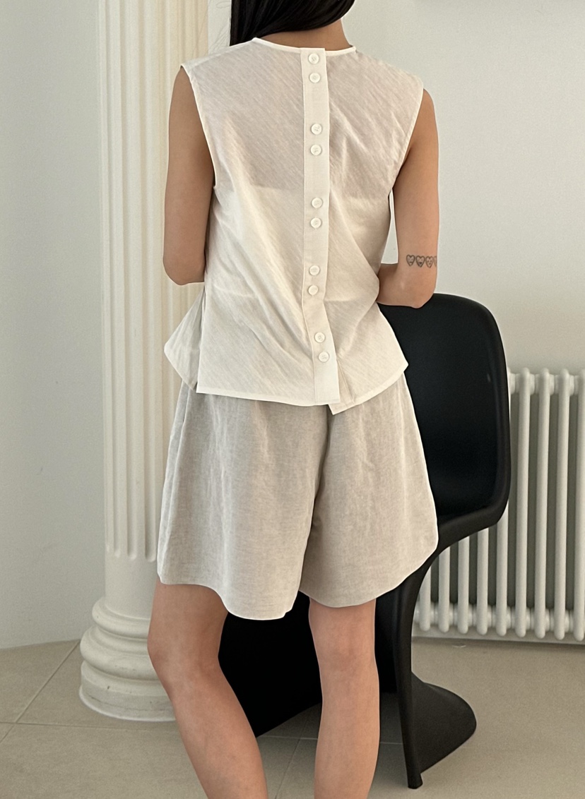 LE VASE韓國代購女裝新款推薦時尚熱賣人氣休閑吊帶背心LE VASE吊帶/背心