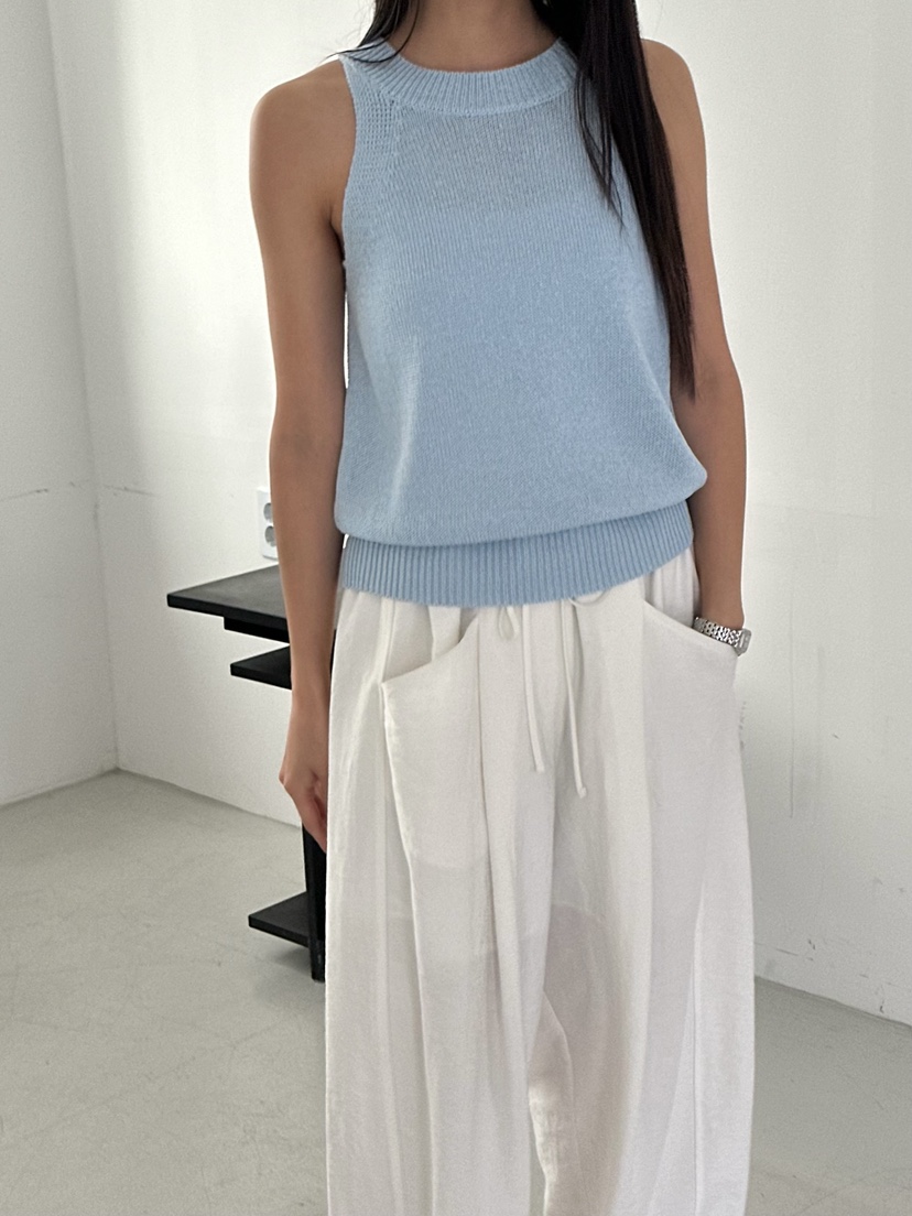 LE VASE韓國代購女裝新品人氣時尚26春夏職業推薦吊帶背心LE VASE吊帶/背心