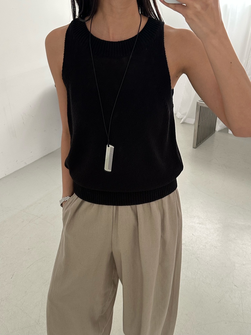 LE VASE韓國代購女裝新品人氣時尚26春夏職業推薦吊帶背心LE VASE吊帶/背心