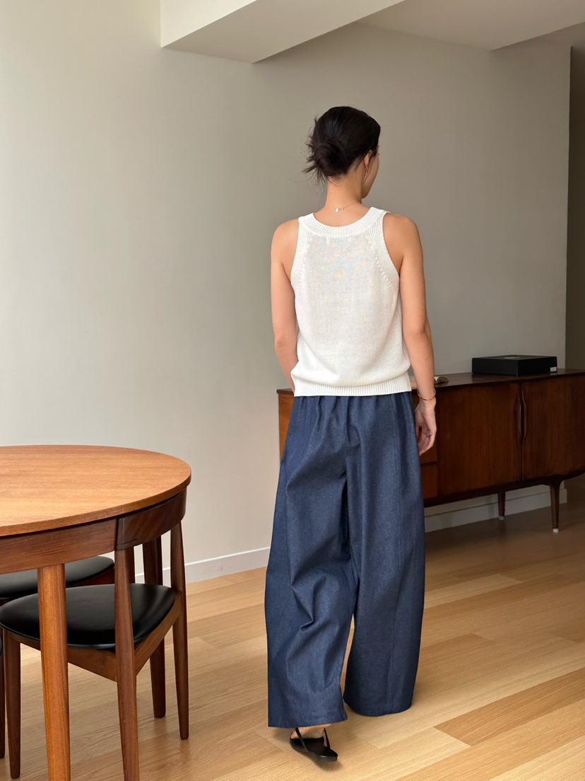 LE VASE韓國代購女裝新品人氣時尚26春夏職業推薦吊帶背心LE VASE吊帶/背心