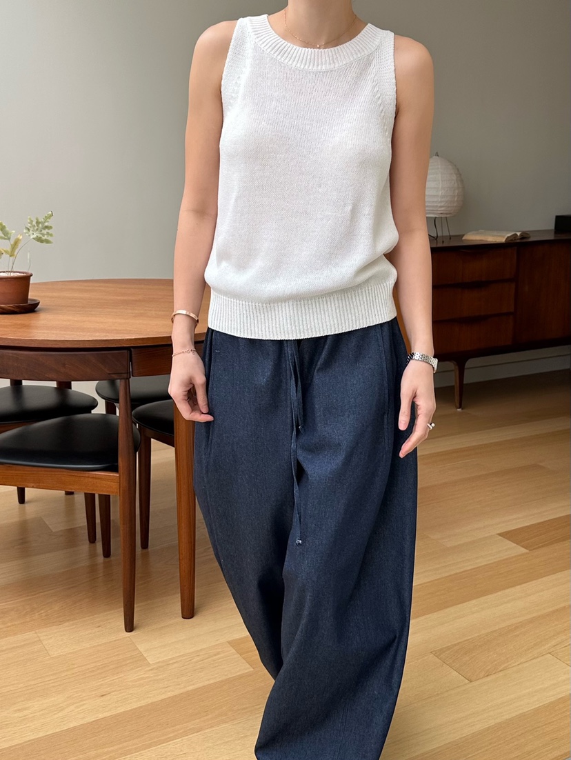 LE VASE韓國代購女裝新品人氣時尚26春夏職業推薦吊帶背心LE VASE吊帶/背心