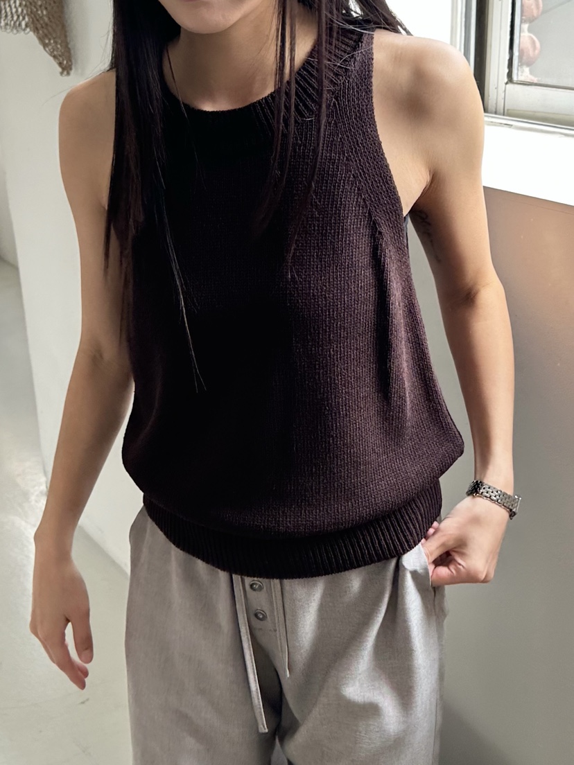 LE VASE韓國代購女裝新品人氣時尚26春夏職業推薦吊帶背心LE VASE吊帶/背心圖色3