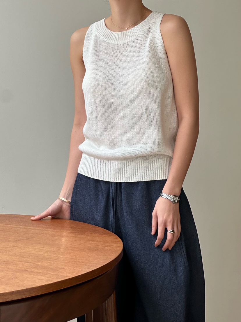 LE VASE韓國代購女裝新品人氣時尚26春夏職業推薦吊帶背心LE VASE吊帶/背心圖色5