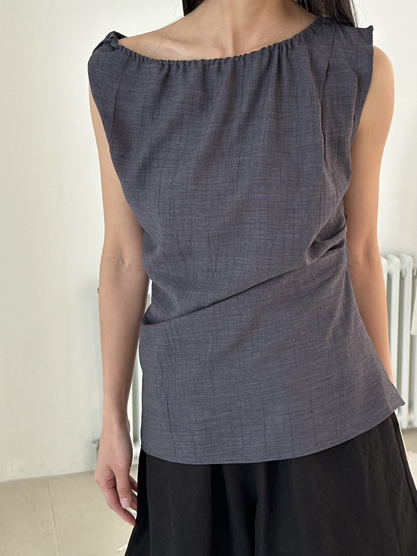 LE VASE韓國東大門直郵女士新品時尚26春夏人氣吊帶背心LE VASE吊帶/背心