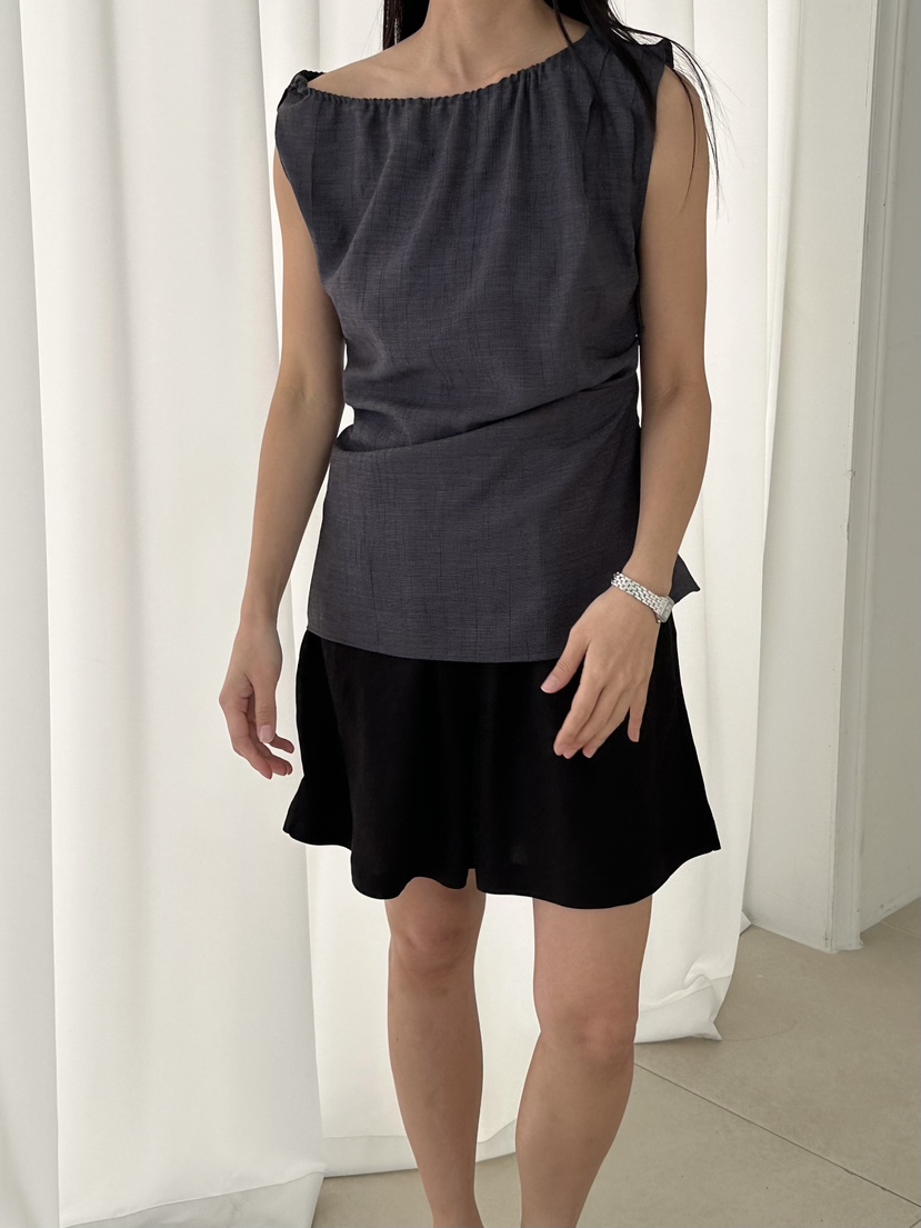 LE VASE韓國東大門直郵女士新品時尚26春夏人氣吊帶背心LE VASE吊帶/背心