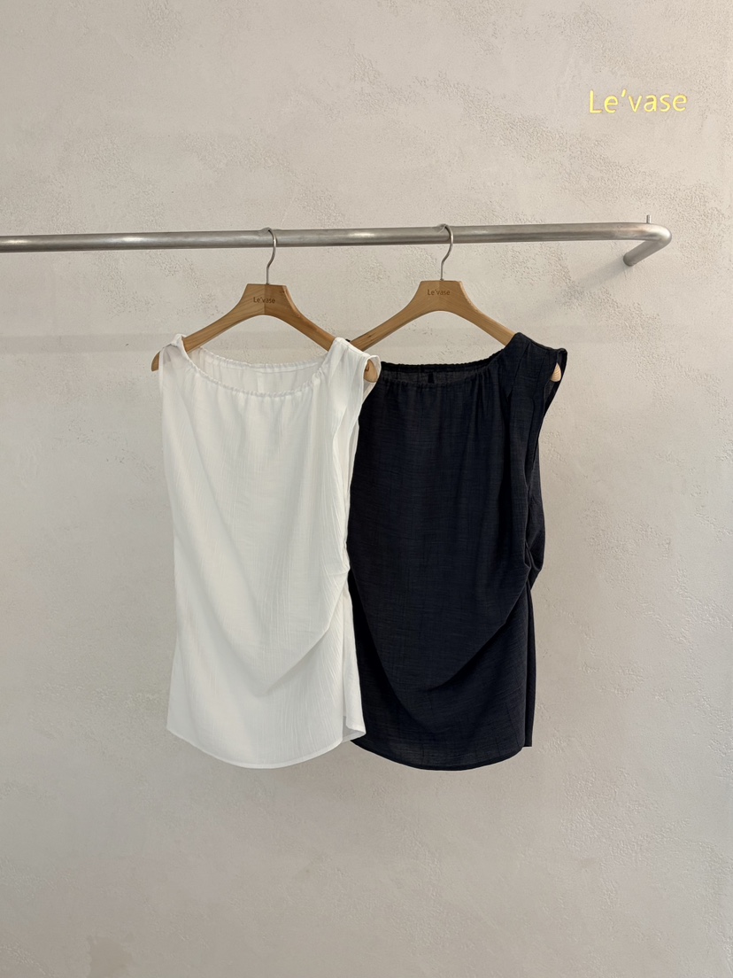 LE VASE韓國東大門直郵女士新品時尚26春夏人氣吊帶背心LE VASE吊帶/背心