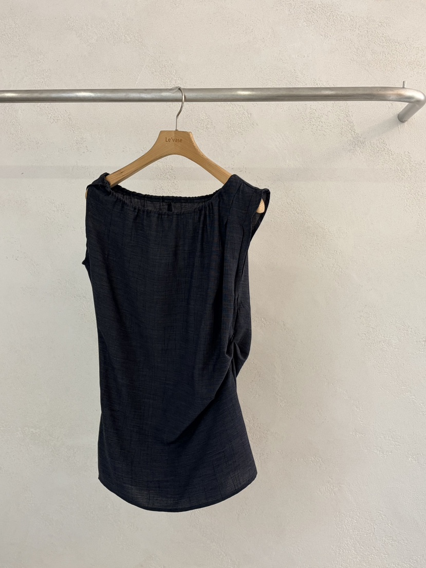 LE VASE韓國東大門直郵女士新品時尚26春夏人氣吊帶背心LE VASE吊帶/背心