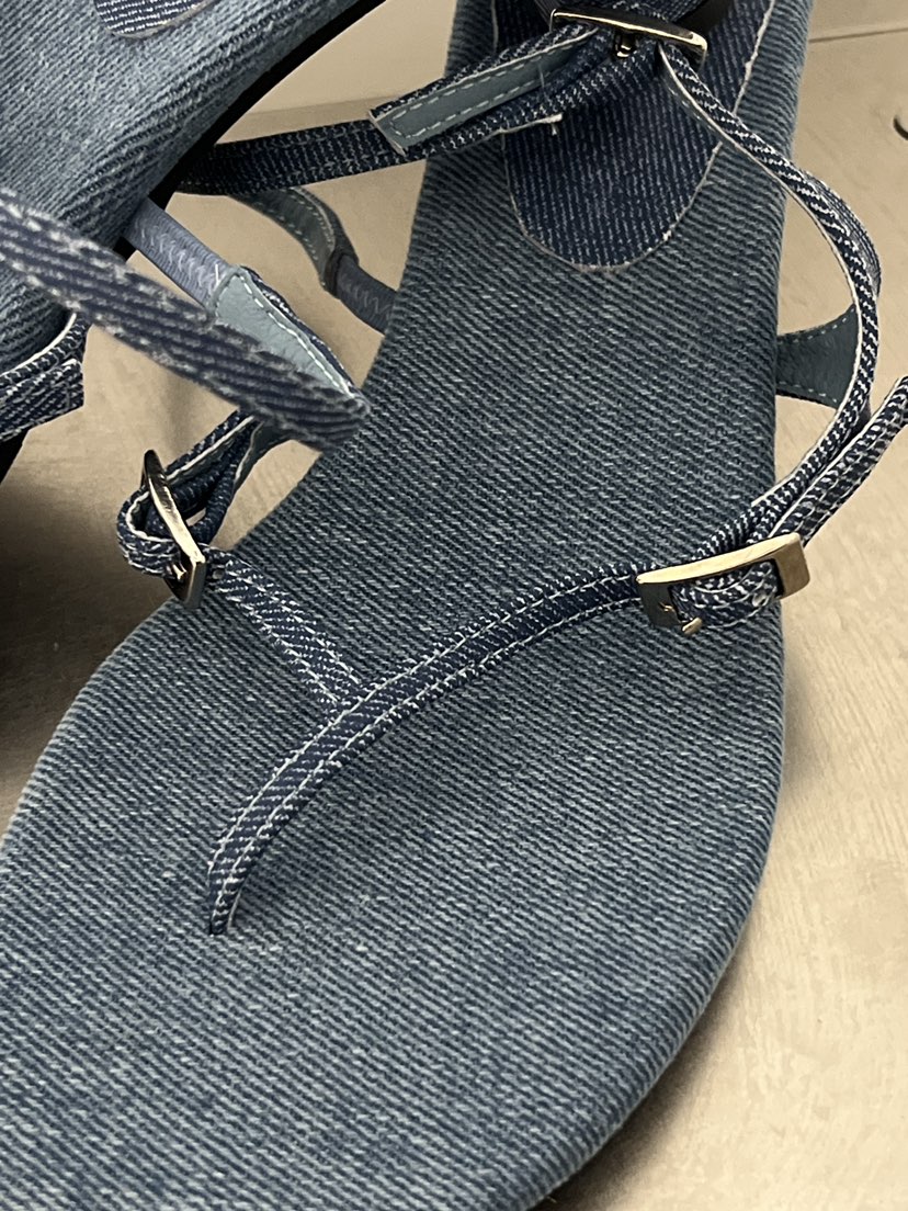 LONDON FLAT韓國東大門直郵女裝新款熱賣休閑推薦涼鞋拖鞋LONDON FLAT涼鞋/拖鞋