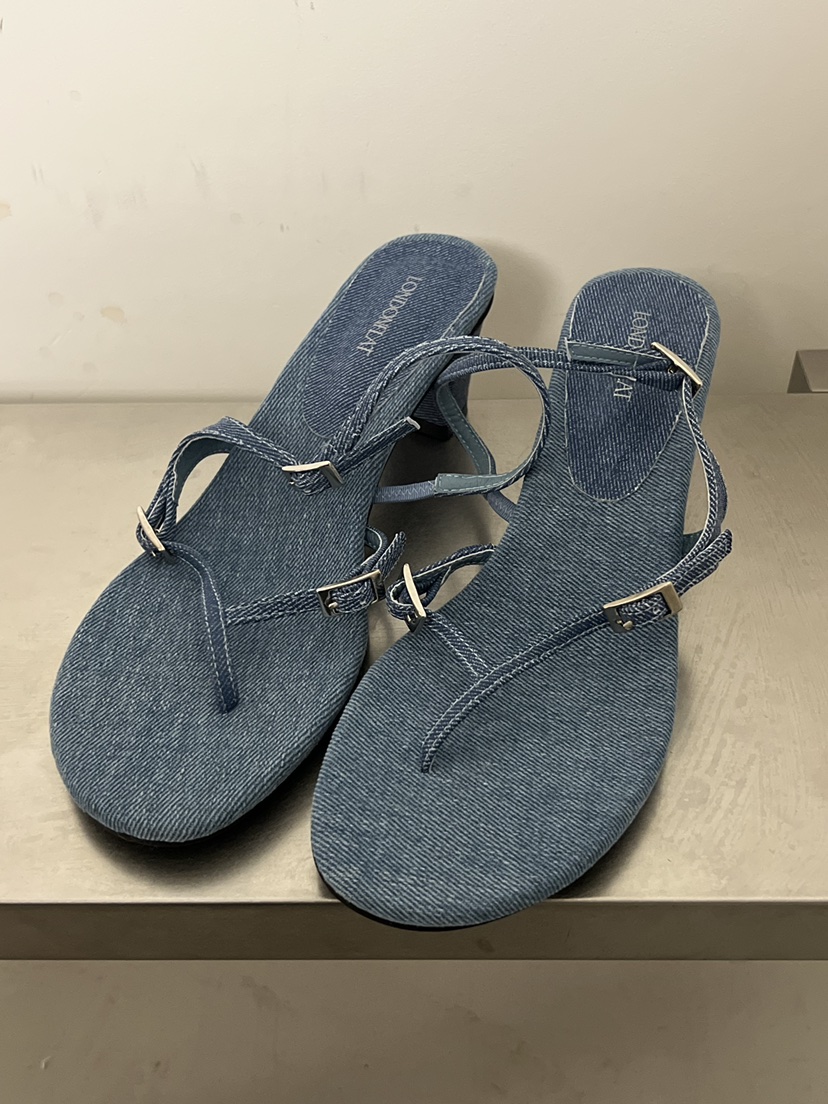 LONDON FLAT韓國東大門直郵女裝新款熱賣休閑推薦涼鞋拖鞋LONDON FLAT涼鞋/拖鞋