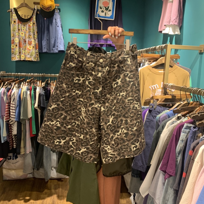 MERCI LINDA韓國代購女裝新品時尚26春夏熱賣職業人氣短褲MERCI LINDA短褲圖色2