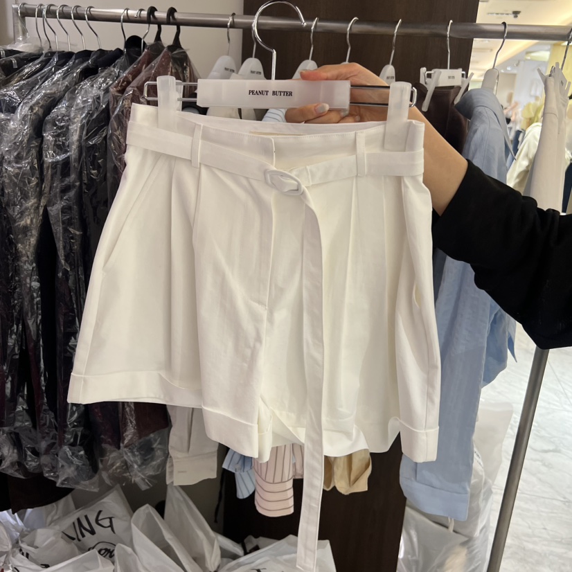 PEANUT BUTTER韓國代購女裝新款人氣26春夏短褲含腰帶系帶PEANUT BUTTER短褲圖色1