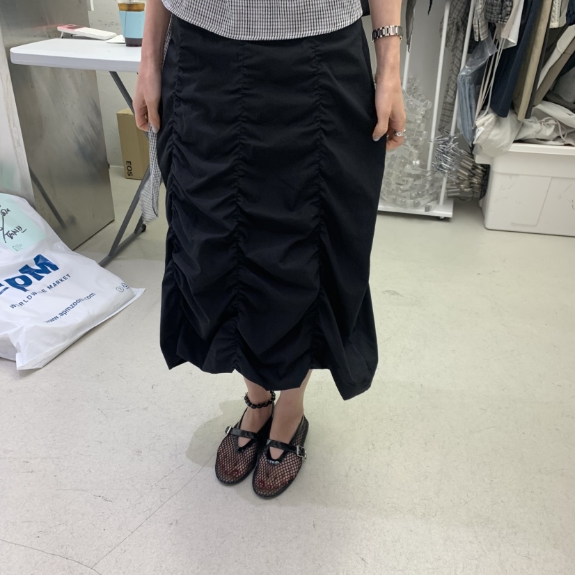 PADO韓國代購女士新品人氣職業熱賣半身裙中短裙喇叭形褶皺PADO半身裙/中短裙圖色2