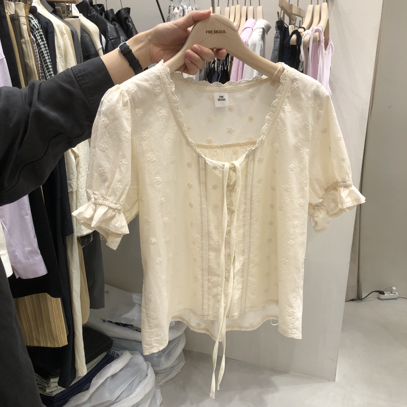 FRE韓國東大門代購女裝新款人氣職業推薦襯衫蕾絲衫花朵蕾絲FRE SEOUL襯衫/蕾絲衫圖色2