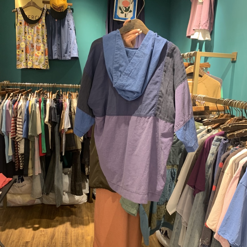 MERCI LINDA韓國東大門代購女裝新品推薦職業人氣T恤連帽衫MERCI LINDAT恤