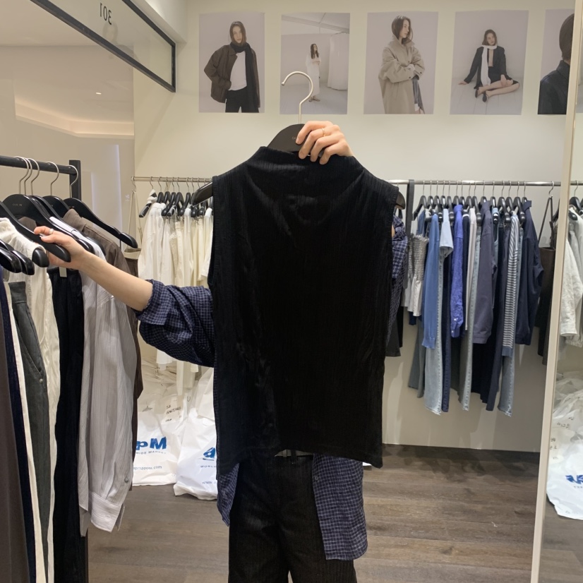 OURIN/THIS IS韓國東大門直郵女裝新品時尚職業吊帶背心OURIN/THIS IS吊帶/背心圖色2