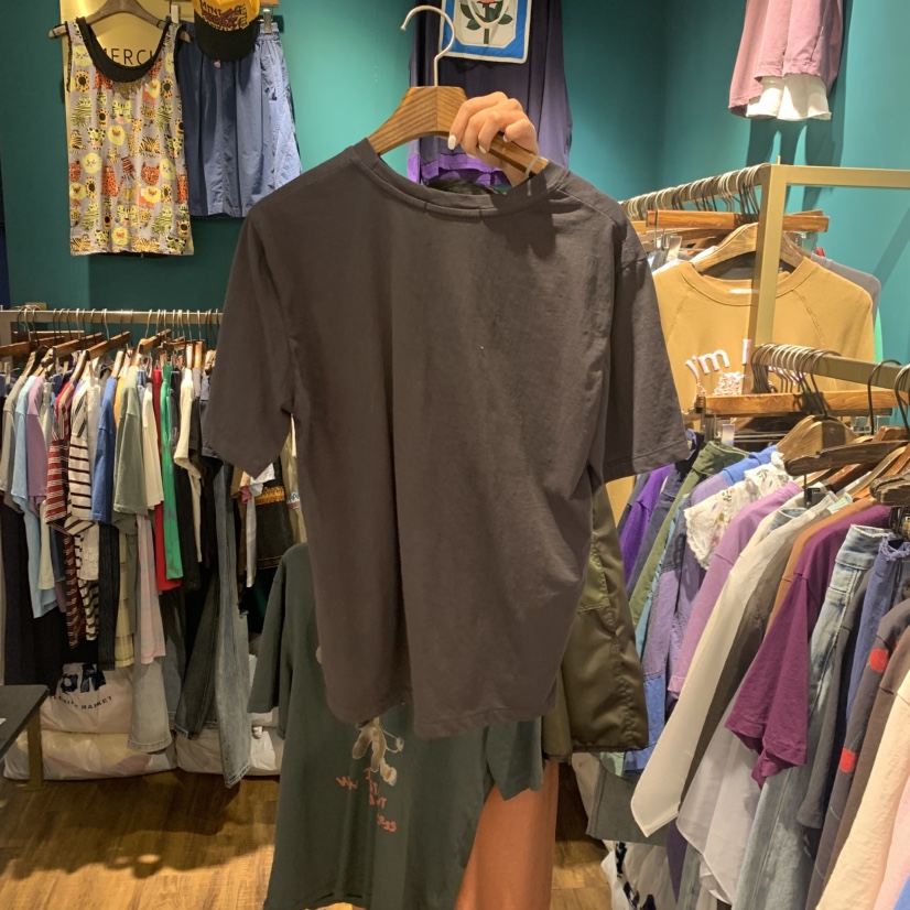 MERCI LINDA韓國代購女裝新品熱賣人氣時尚26春夏推薦T恤MERCI LINDAT恤