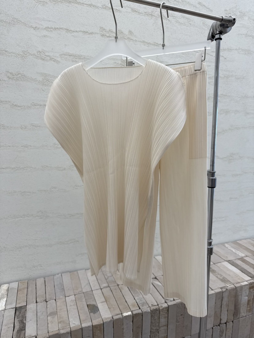 JANIE/NIA韓國直郵女裝新品推薦休閑時尚襯衫蕾絲衫開衩JANIE/NIA襯衫/蕾絲衫