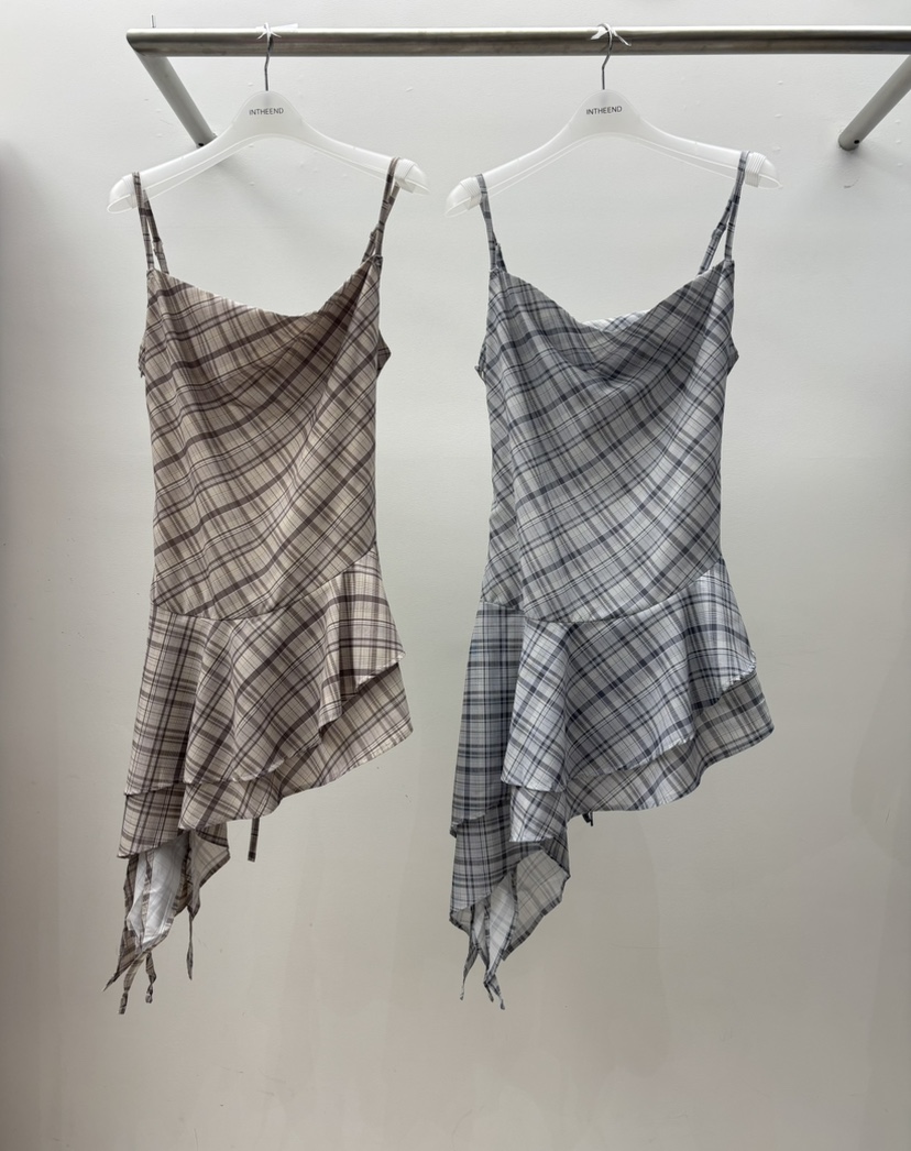 INTHEEND東大門實拍女士新款26春夏吊帶背心不對稱格紋雪紡INTHEEND吊帶/背心