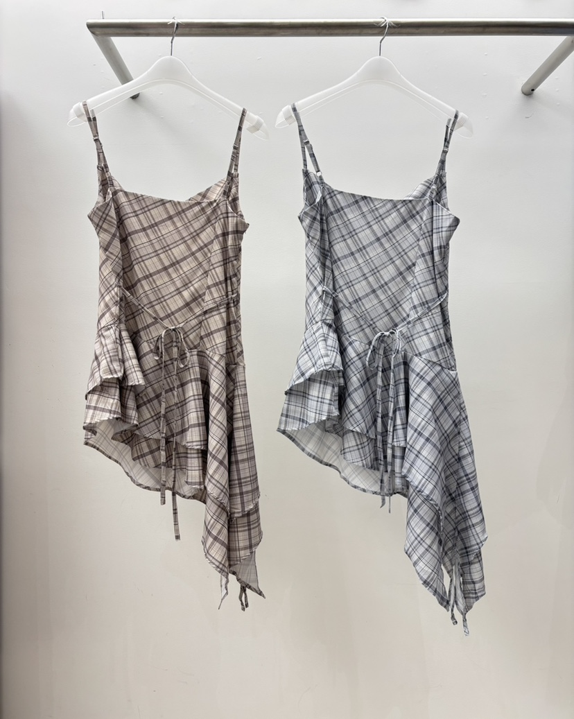 INTHEEND東大門實拍女士新款26春夏吊帶背心不對稱格紋雪紡INTHEEND吊帶/背心