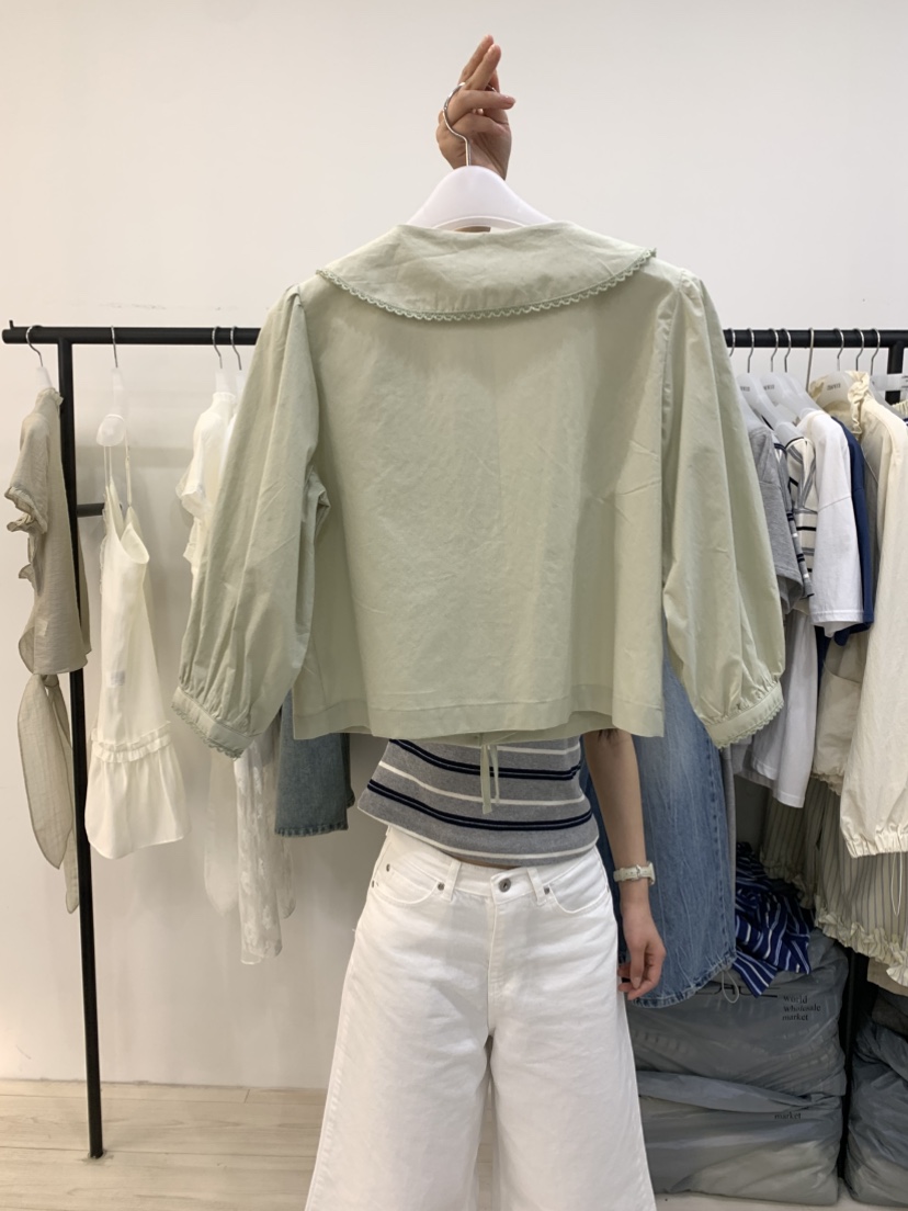 CEDARWOOD東大門實拍女裝新品真品時尚人氣襯衫蕾絲衫蕾絲CEDAR WOOD襯衫/蕾絲衫