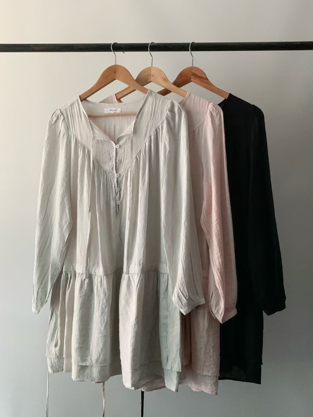 VERRER BUTTER東大門實拍女裝新品人氣休閑26春夏連衣裙褶皺VERRER BUTTER連衣裙圖色3左三色