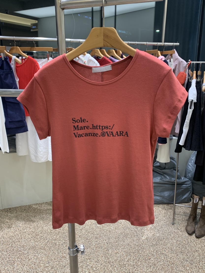 VAARA韓國代購女裝新款熱賣職業時尚休閑人氣26春夏推薦T恤VAARAT恤圖色1