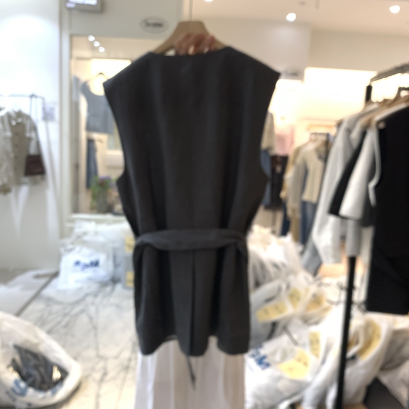 LA MAGIE FEMME韓國東大門代購女裝新款時尚馬甲含腰帶Lamagie Femme馬甲