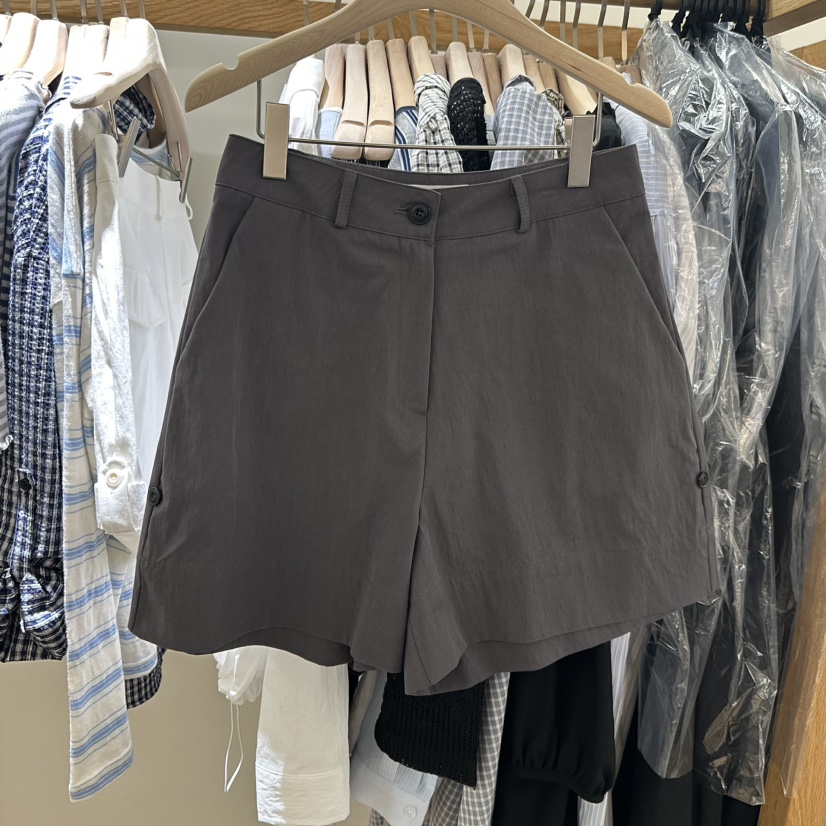 TIZZI韓國直郵實拍女士新款時尚熱賣職業推薦人氣26春夏短褲TIZZI短褲圖色2